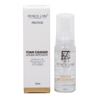 mousse nettoyante sans corps gras  pour les extension de cils